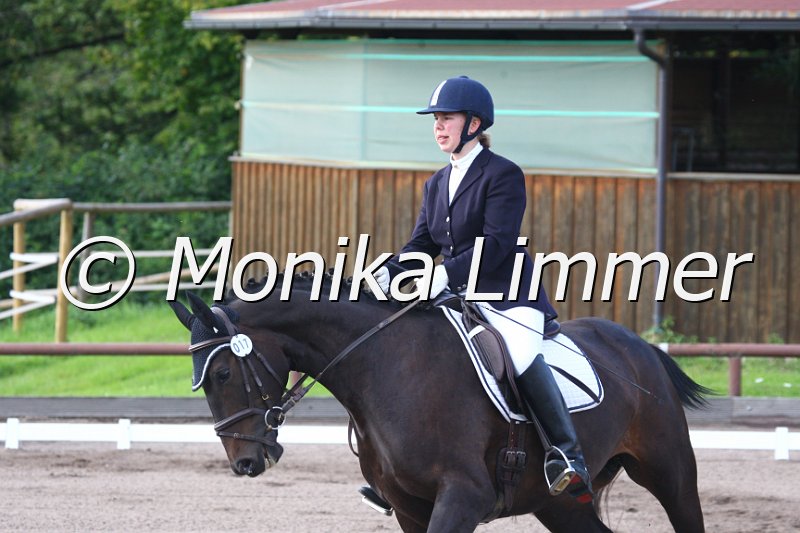 009M0300_Chou_Chou_Dressur A.JPG